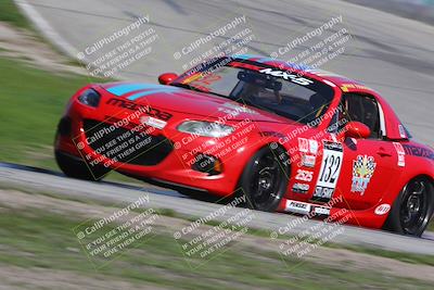 media/Feb-24-2024-CalClub SCCA (Sat) [[de4c0b3948]]/Group 5/Qualifying (Off Ramp)/